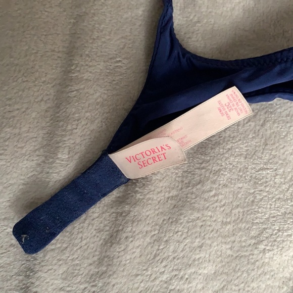 Victoria’s Secret T-Shirt Bra - Picture 4 of 5